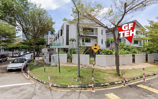 Big Land | 3 Storey Terrace Corner | Jelutong | Penang 1