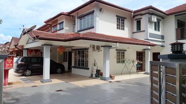 Kajang Taman Sri Jelok Freehold Extend Double Storey Corner House 1