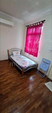 Room near to JB CIQ Sentral 15 mins walk 1
