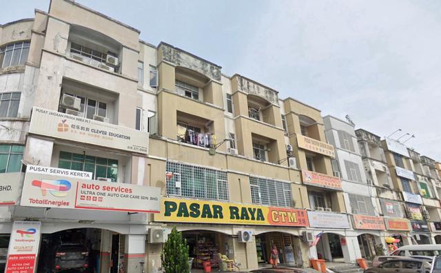 Bandar Puchong Utama G Floor Shop Lot Facing Main Road 2
