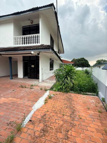 2 Storey For Sale @ Tmn Johor Jaya/ Ros Merah/ Tebrau/ Corner Lot 1