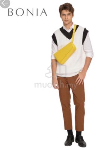 BONIA LEATHER new - photo 2 of 2