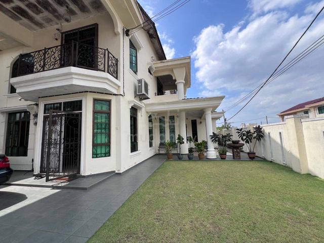 42x70 CORNER NON BUMI 2 Storey Taman Ayer Keroh Heights, Melaka 1