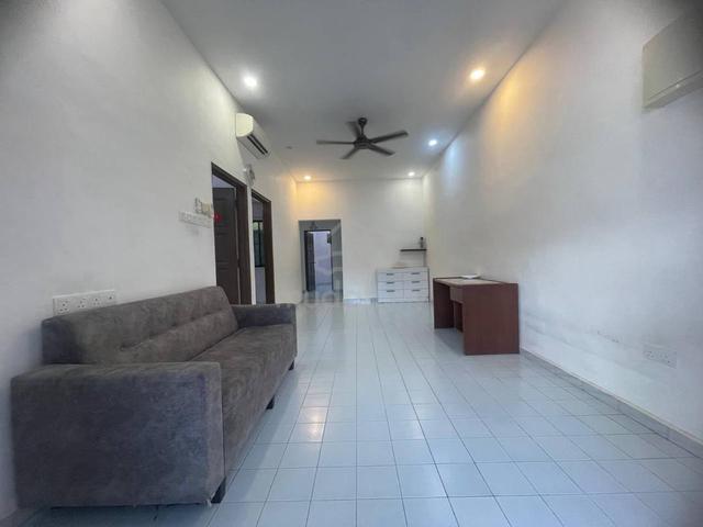 Johor Jaya Single Storey Terrace House 4Bed 2Bath @ Jalan Teratai 1
