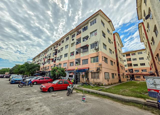 Pangsapuri Pendamar B 1