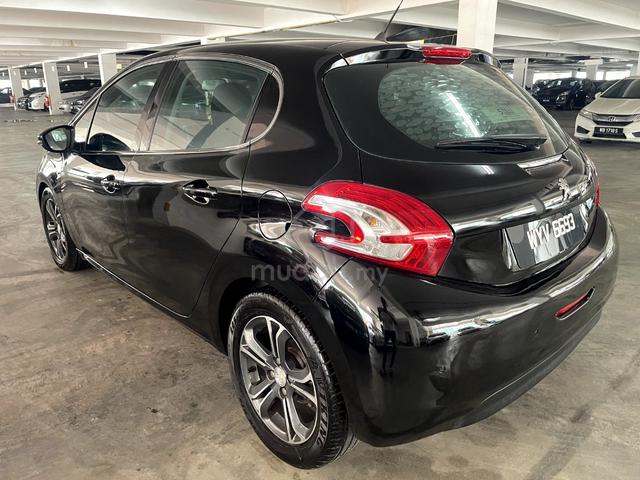 Peugeot 208 1.6 VTI ALLURE (A) ONE OWNER ACC FREE - 3