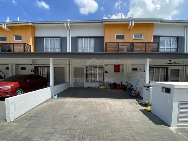 For Auction Double Storey in Bandar Puncak Alam 1