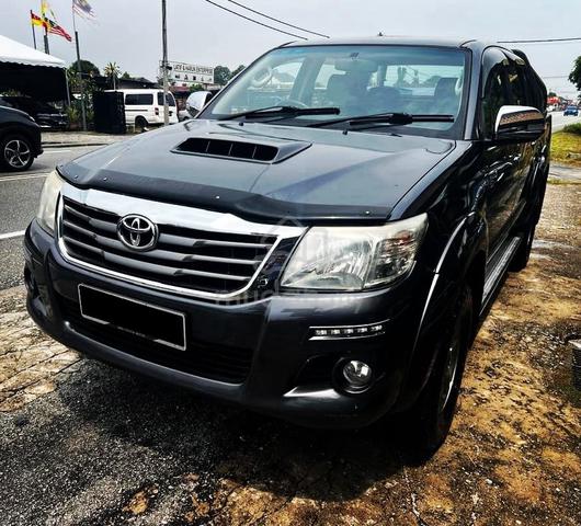 Toyota HILUX 2.5(A)VIGO D/C G VNT 4spd 4X4 pickups - 2