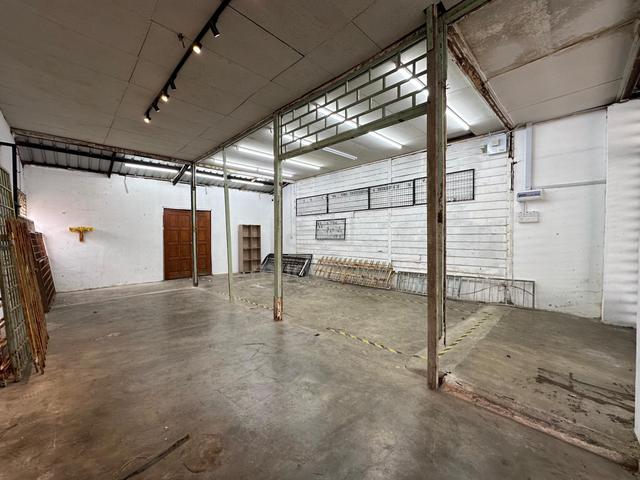 Jalan Bakar Sampah Below Market Semi D House For Sale 1