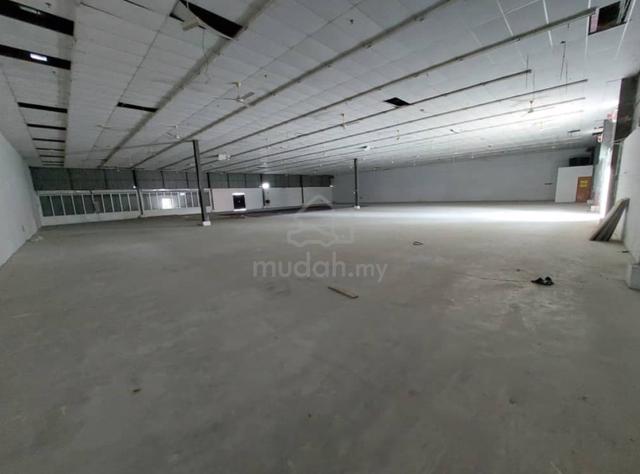 Commercial Lot with Spacious Space at Bera FOR RENT!!! 1