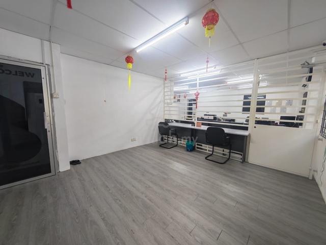 Shoplot For Rent in Sunway Jalan Todak, Seberang Jaya. Hot Busy Area 1