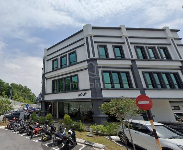 Rare unit ALAM DAMAI G/F Shop Lot for Rent 1