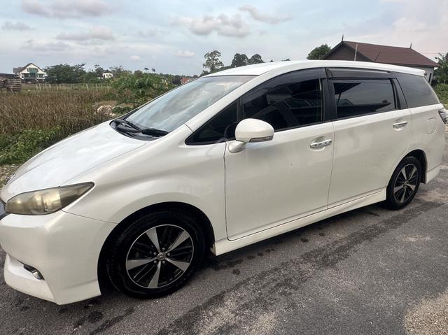 2014 Toyota WISH 1.8 S FACELIFT (A) - 4