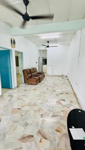 Single Storey Terrace @ Tmn Putri Kulai | Partial Renovated | Tabletop 5