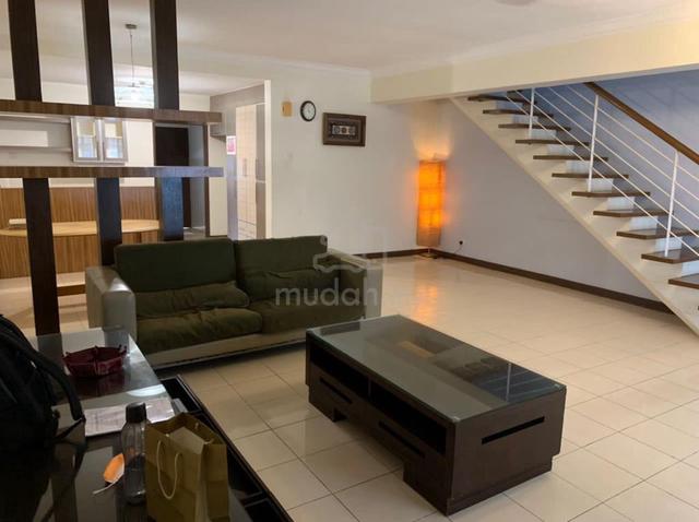 Cheras Bukit Segar Jaya 1, 3-STY link house Partly Furnished 5R4B 1
