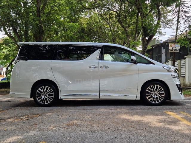 2017 Toyota VELLFIRE 2.5 ZG (A) BLACK PILOT SEATS - 3