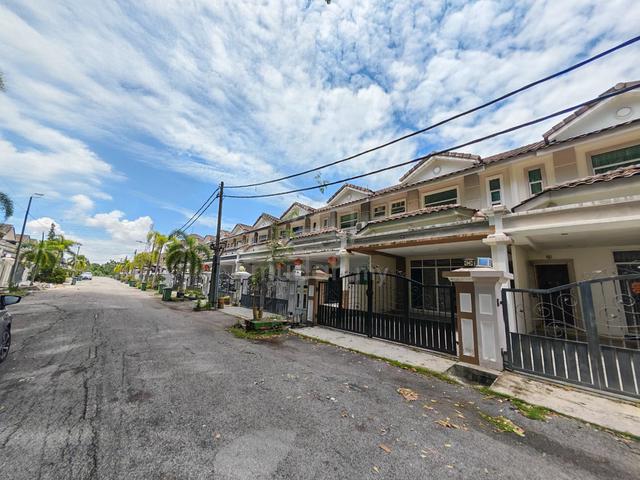 Double Storey Terrace at Desa Seraya Fasa 7 1