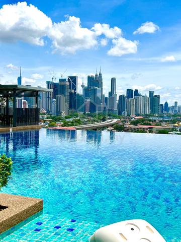 LINQ SKY RESIDENCES (Datum Jelatek) 1