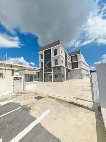 Kundang Detached Factory 1