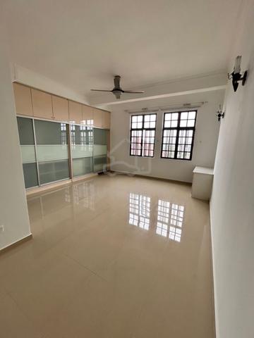 Putra Indah Condominium 3