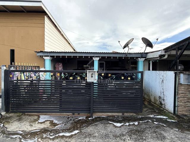 RENOVATED, Teres Setingkat, BANDAR BARU SEMARIANG 1