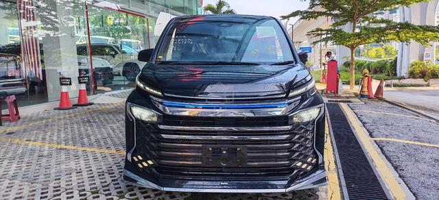 FULL BODYKIT Toyota VOXY 2.0 S-Z 2023 - 5