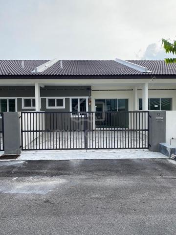 Teres Setingkat Lagenda Teluk Intan 1