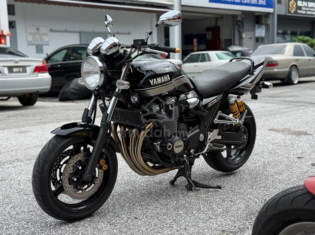 Yamaha xjr1300 - photo 4 of 12