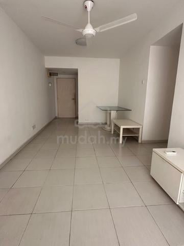 Mandarina Court 1