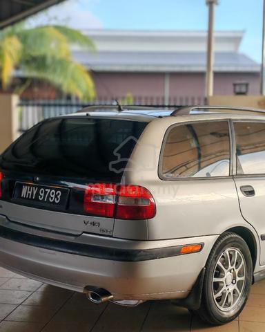 2001 Volvo V40 2.0 T (A) Wagon Rare - 2
