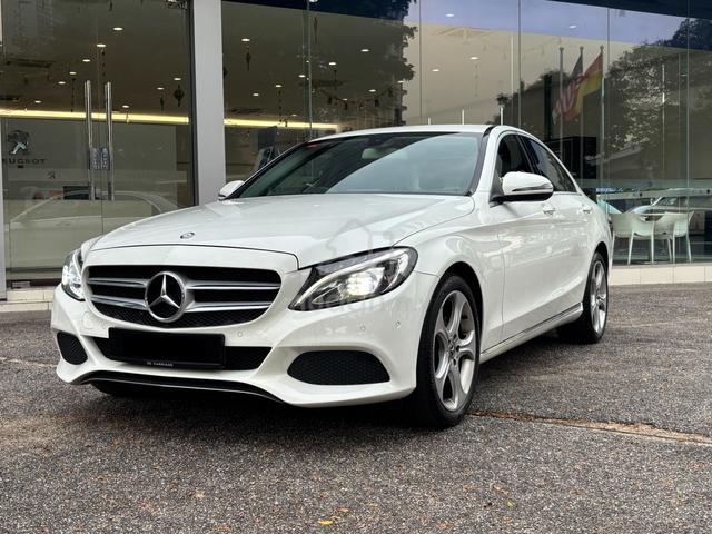 2017 Mercedes Benz C200 2.0 AVANTGARDE 9 Speed - 4