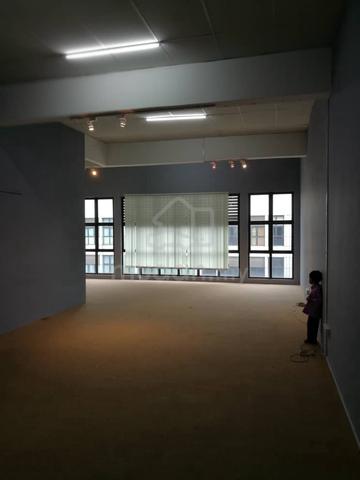 USJ 1 Office opposite Damen Shopping Mall 1