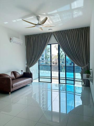 Waterside Residence 1