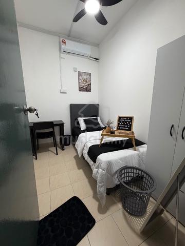 Single Room Klang - nearby to LRT and Highway 1