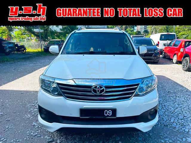 Toyota FORTUNER 2.7 V  (A) 2013 - 1