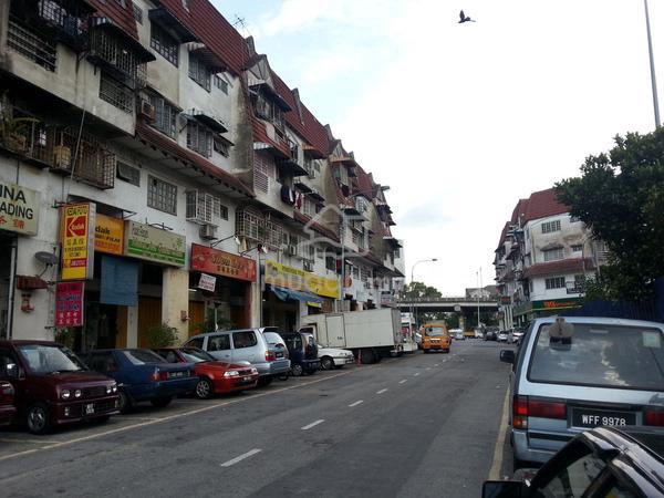 Taman Daya Shop Apartment 1