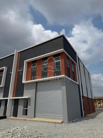 ORTUS PARK Springhill | 1.5 Storey Semi-D Factory | 6,000sf | 100Amp 1