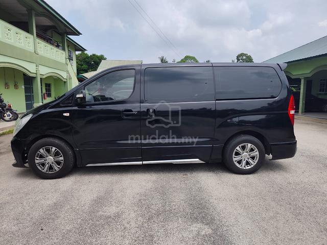 2015 Hyundai GRAND STAREX 2.5 ROYALE DELUXE - 3