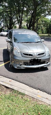 2012 Nissan GRAND LIVINA 1.6 IMPUL (A) - 1