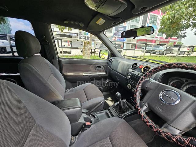 2013 Isuzu D-MAX 2.5 4x4 DUAL CAB (M) - 5