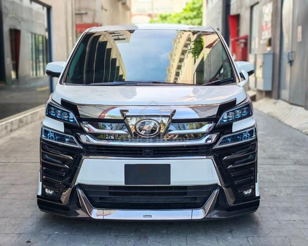 Toyota Vellfire 2.5 ZG Fully Converted & 360 Cam - 2