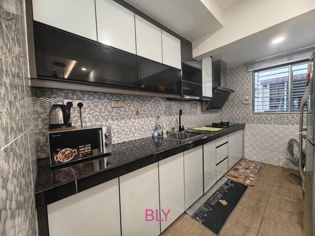 Trifolis Apartment 1