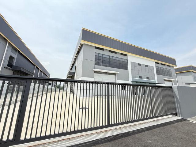 New Cluster Semi-D Factory bu 8800sf Power 300amp ETP Jenjarom 1