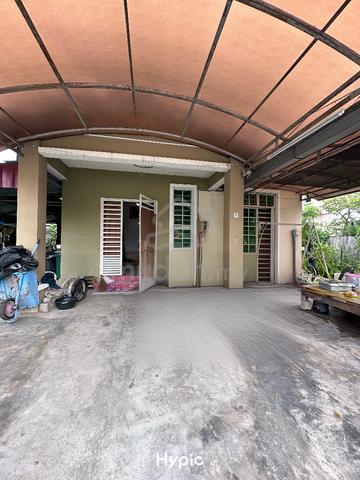 LA 3972sf Double Storey Bungalow near Airport at Solok Rajawali 1