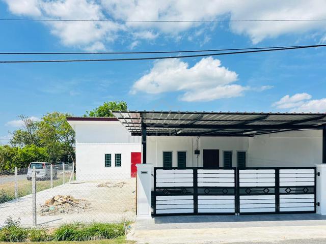 Teres Corner Lot Taman RPA Arau 1