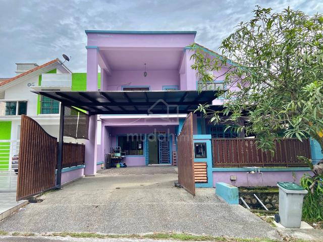 [FULLY RENOVATED] taman bukit dahlia ,pasir gudang 1
