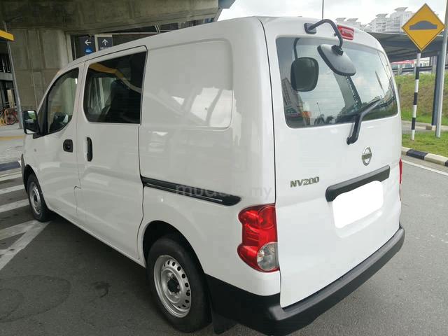 2015 Nissan NV200 1.6 (M) Semi Panel Van - 4