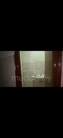 House to sale 1