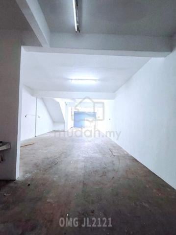 FOR RENT KOTA PENDAMAR PANDAMARAN ground floor Shoplot End Lot 1