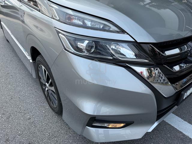 2022 Nissan SERENA 2.0 PREMIUM HIGHWAY STAR (A) - 4